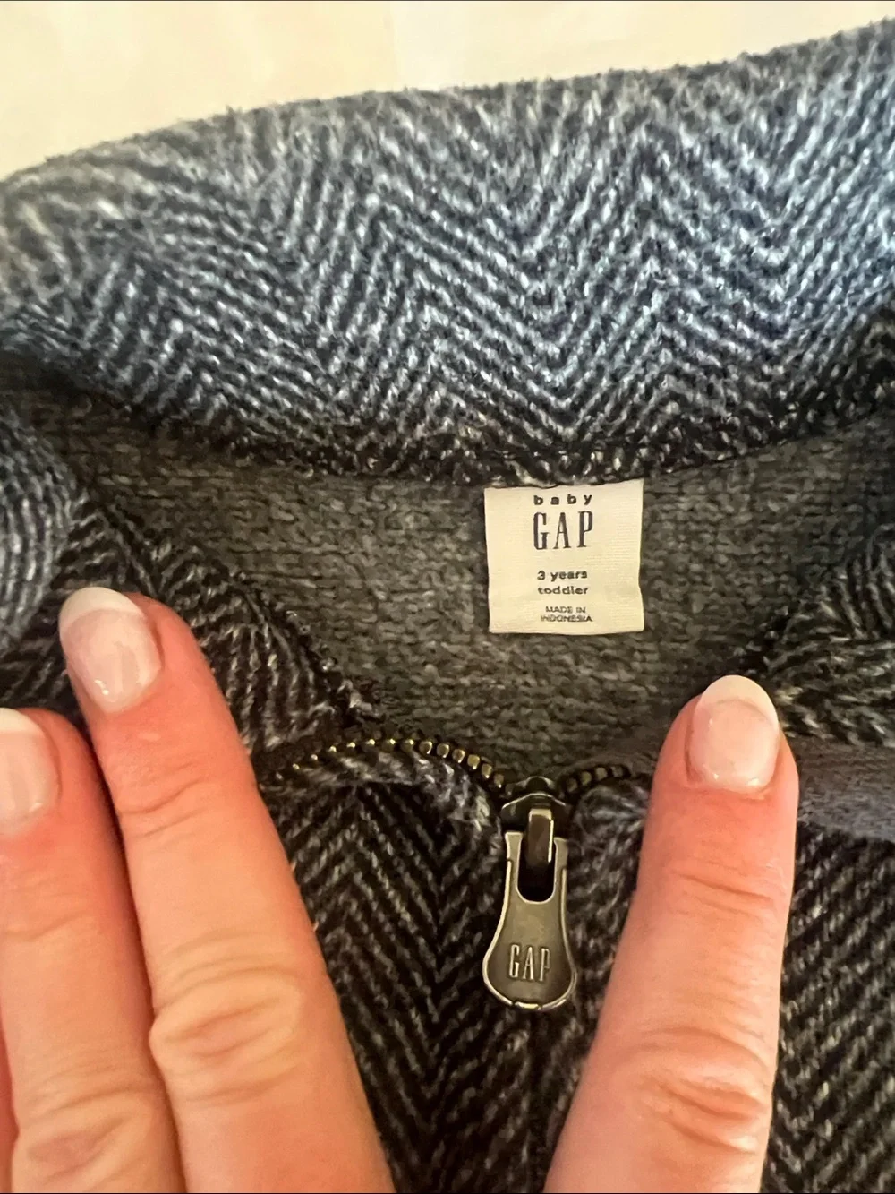 Baby gap boys sweater